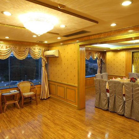 Donghai Grand Hotel Qingdao Extérieur photo