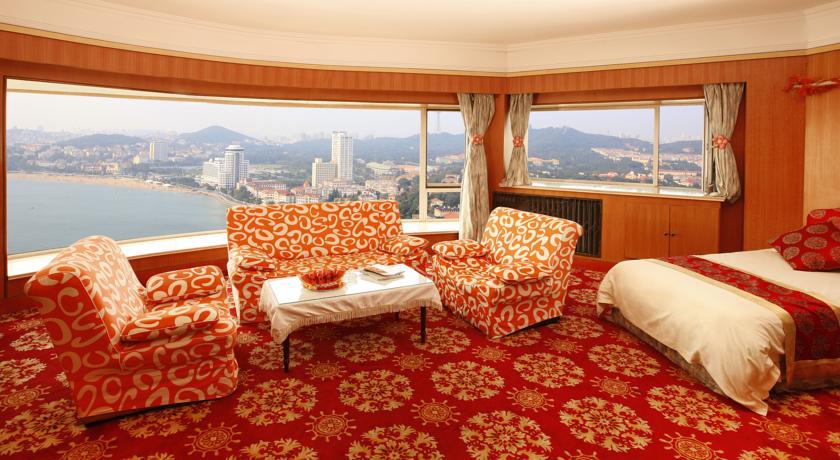 Donghai Grand Hotel Qingdao Extérieur photo
