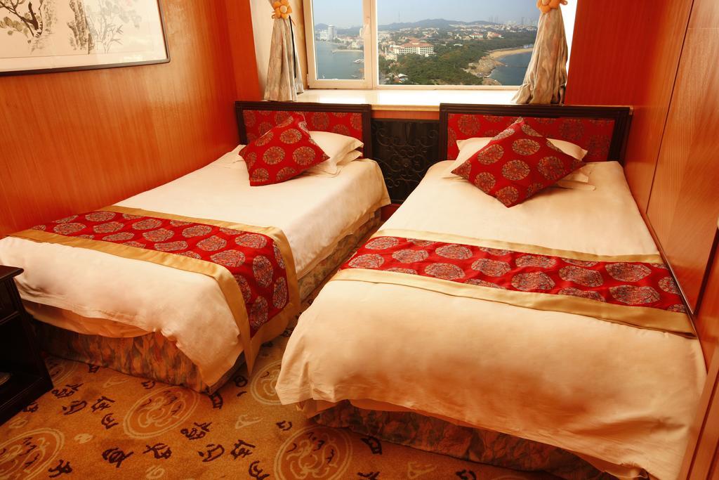 Donghai Grand Hotel Qingdao Chambre photo