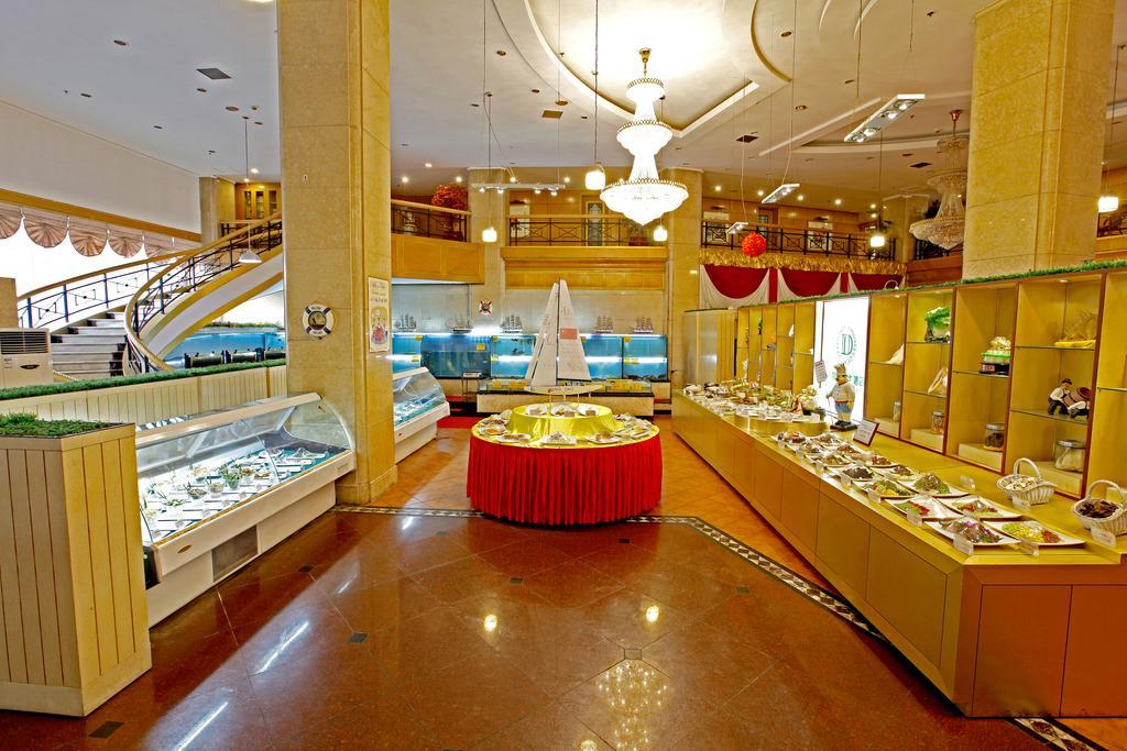 Donghai Grand Hotel Qingdao Extérieur photo